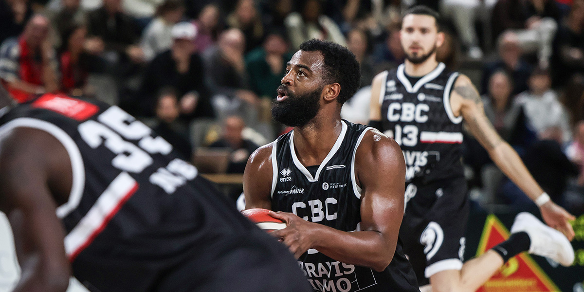 Lire la suite à propos de l’article Première défaite en phase 2 à Tours