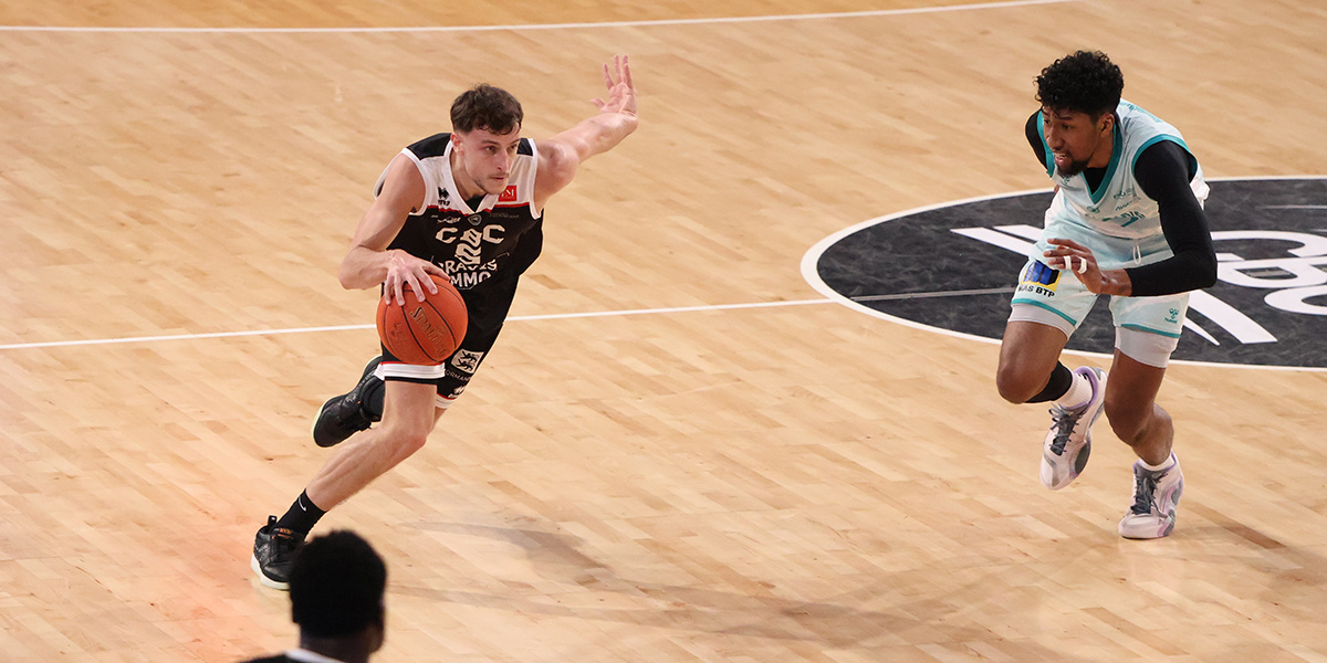 You are currently viewing Dure soirée au Palais, Pau vient s&rsquo;imposer