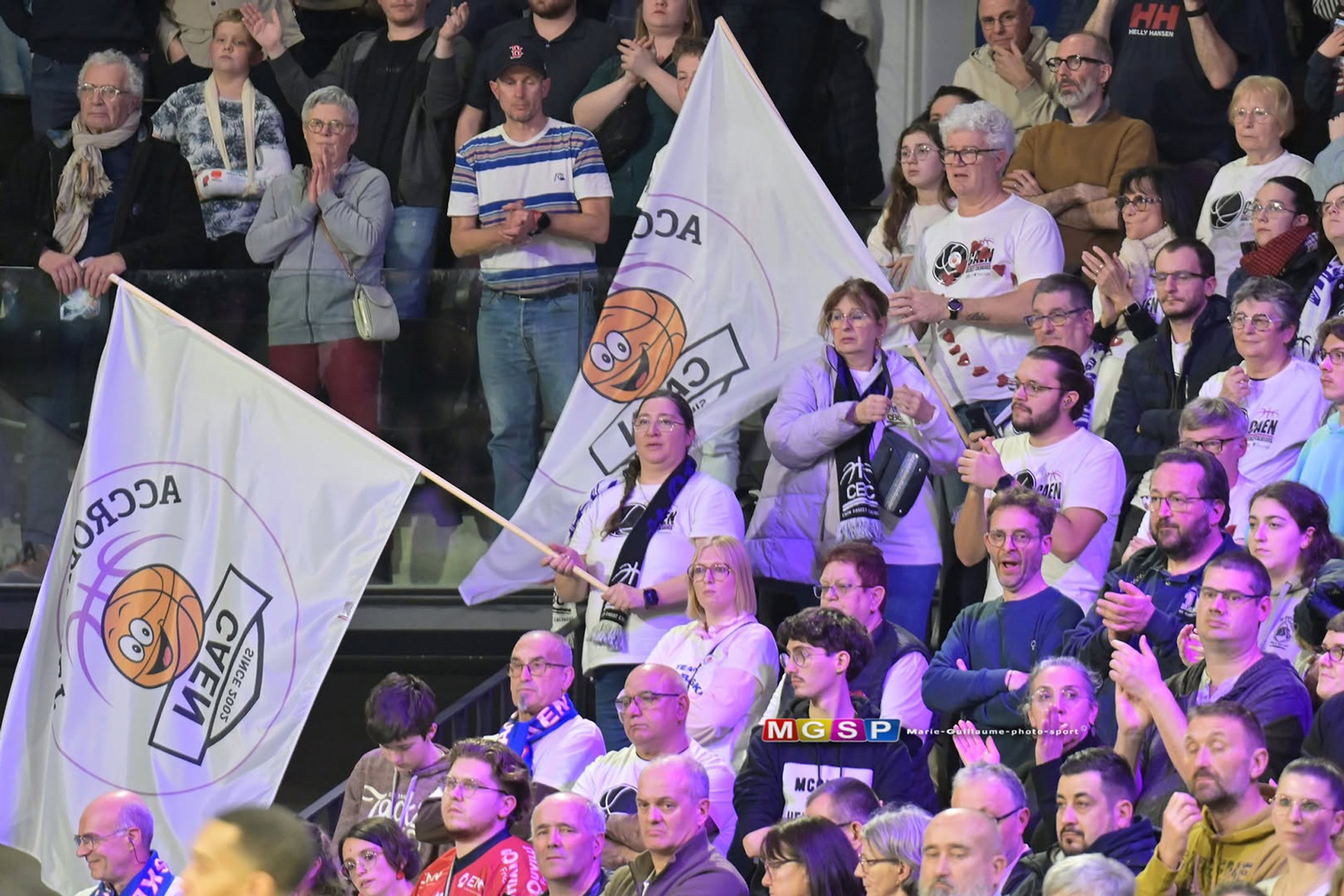 Accroba'sket supporter CBC