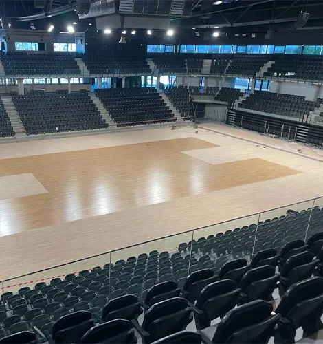volcaen-salle-vide